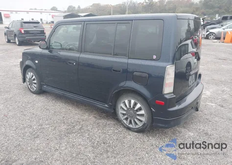 2004 Scion Xb from USA, damaged, VIN JTLKT324040158477
